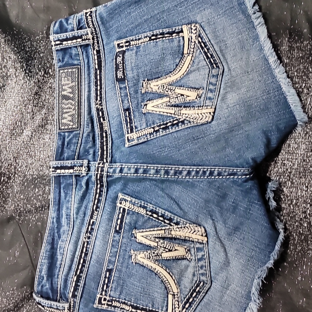 Women shorts
